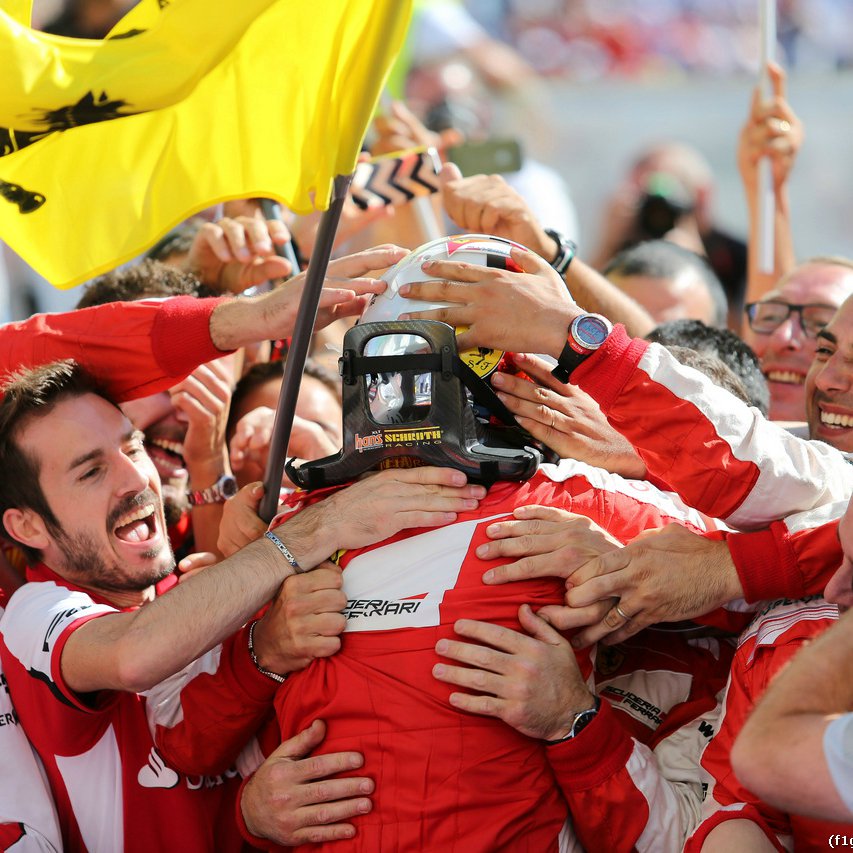 Sebastian Vettel trionfa in Ungheria e il popolo-Ferrari trova il nuovo idolo!