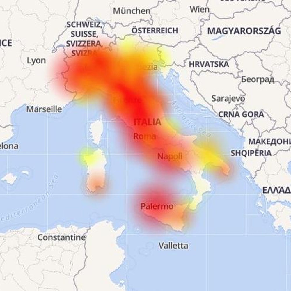 Vodafone down, problemi di rete in tutta Italia