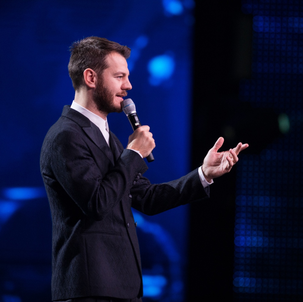 X Factor 11, Alessandro Cattelan dà i consigli per i casting 