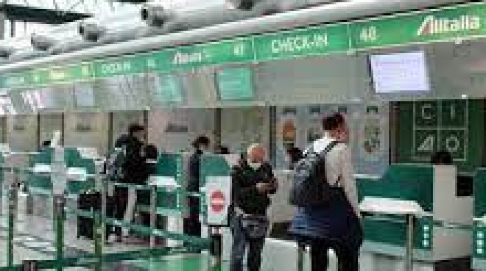 L'avvio di ITA, incontro tra la newco e i sindacati questa mattina,  gli aeroporti chiedono ad Alitalia il saldo dei debiti