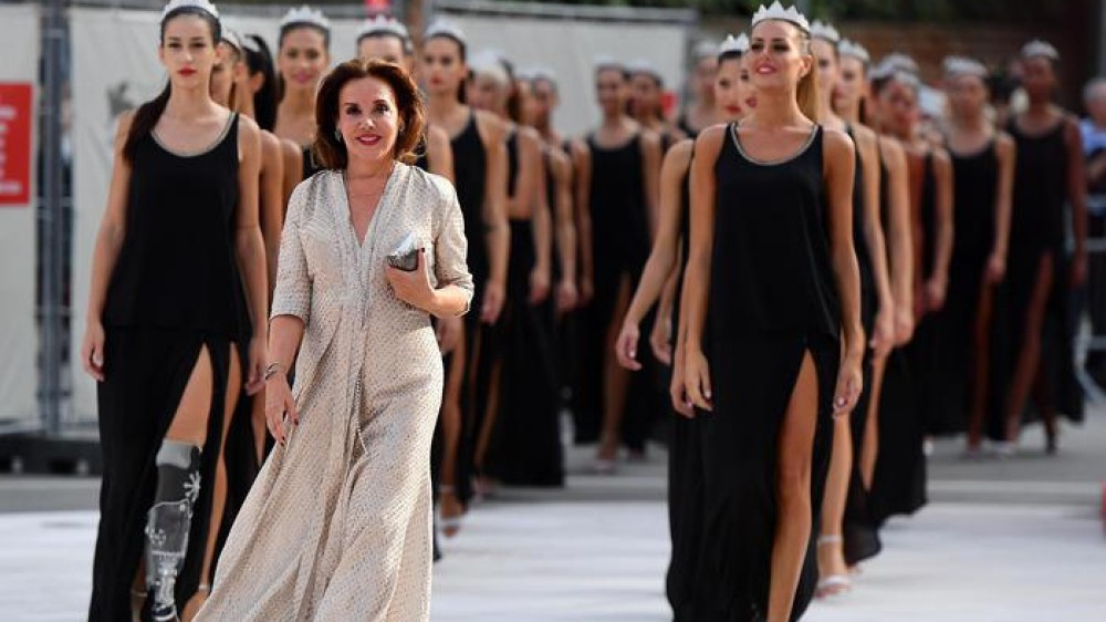 Miss Italia si farà a dicembre; l’edizione 2020 sarà più social che mai; la reginetta più bella sarà incoronata il 14, a Roma