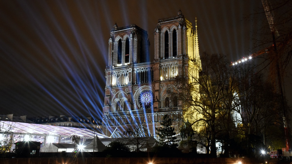 Notre-Dame de Paris riapre, una quarantina i capi di stato presenti, Sergio Mattarella tra essi