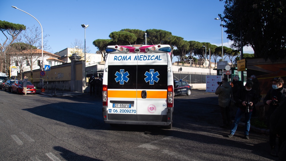 22enne muore dopo intervento di rinoplastica. Aveva trovato il medico sui social. La Procura di Roma indaga