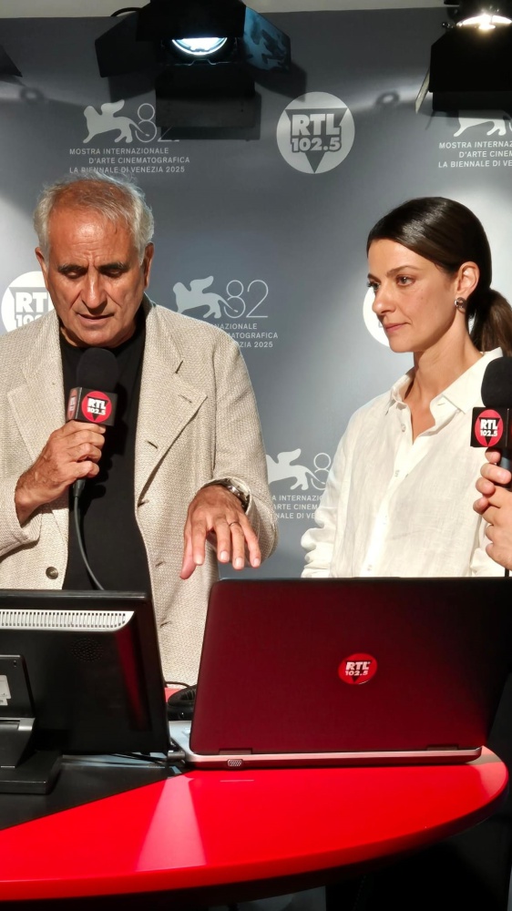 82. Mostra del Cinema di Venezia: Leonardo Di Costanzo e Barbara Ronchi presentano “Elisa” a RTL 102.5