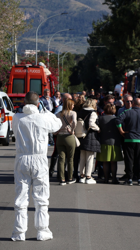 A Casteldaccia errori e negligenze alla base della morte di 5 operai, travolti dalla fermentazione dei liquami