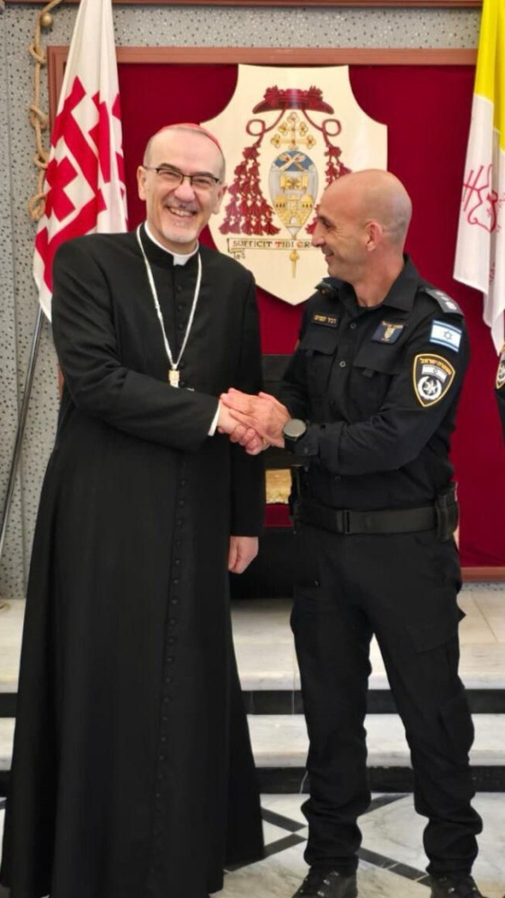 Accordo raggiunto: Pizzaballa al Santo Sepolcro per Pasqua, messe in streaming