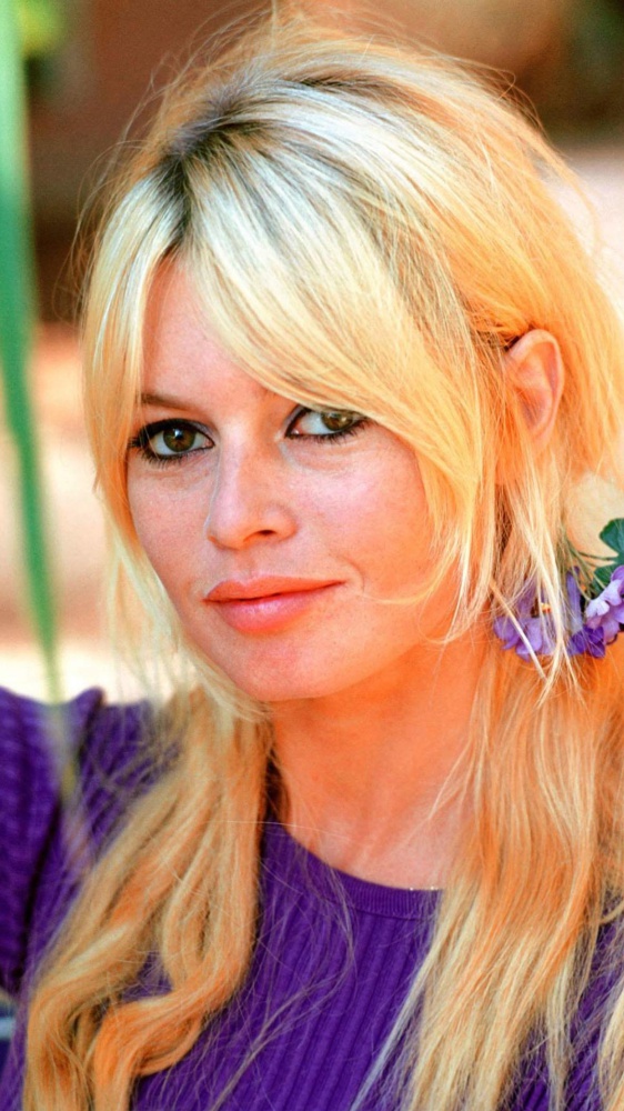 Addio a Brigitte Bardot, icona ribelle della Francia: dal cinema alla battaglia per gli animali