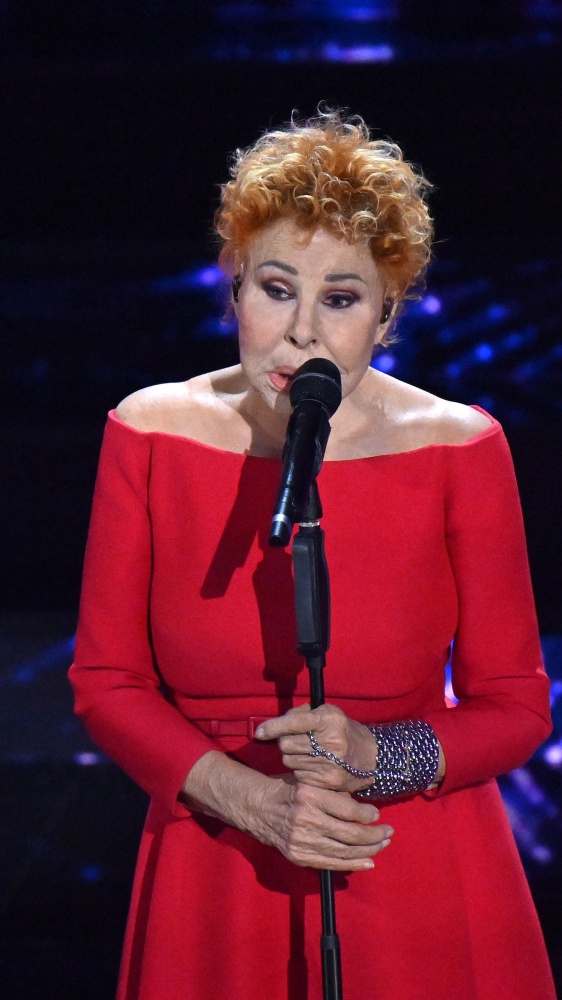 Addio a Ornella Vanoni, il calcio e la passione di Bonny per la sua voce