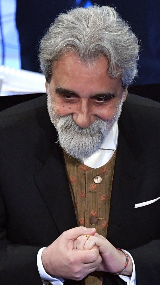 Addio al maestro Beppe Vessicchio: è morto a Roma il direttore d'orchestra più celebre del Festival di Sanremo