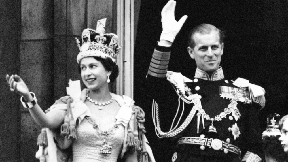 Addio alla Regina Elisabetta II d'Inghilterra, scompare a 96 anni, la sovrana più longeva, solo il Re Sole più di lei