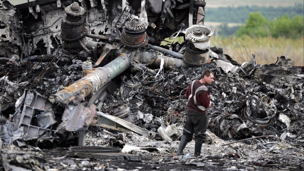 Aereo passeggeri precipita in Kazakistan, al momento le vittime sarebbero tra le 30 e le 40 e 32 i sopravvissuti