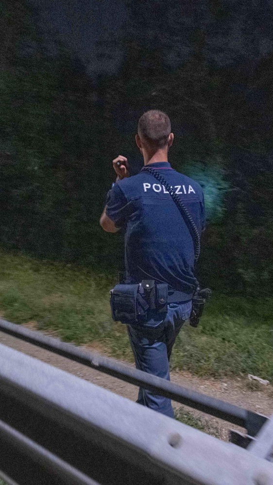 Vigile morto durante un inseguimento a Milano. Confessa il conducente del suv in fuga