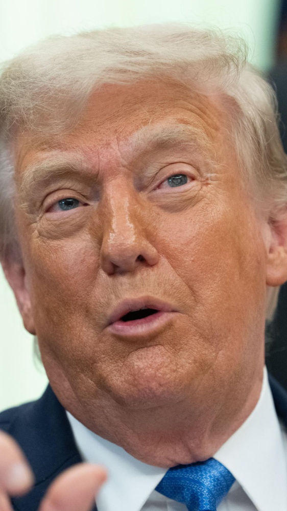 “Gli Stati Uniti stasera colpiranno duramente l'Iran”, così oggi Donald Trump in un’ intervista sull’offensiva Usa