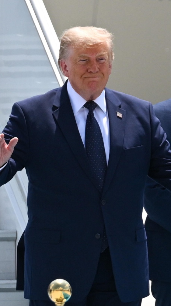 Al vertice Nato Trump attacca gli alleati e l'Italia: "ci avete abbandonato"