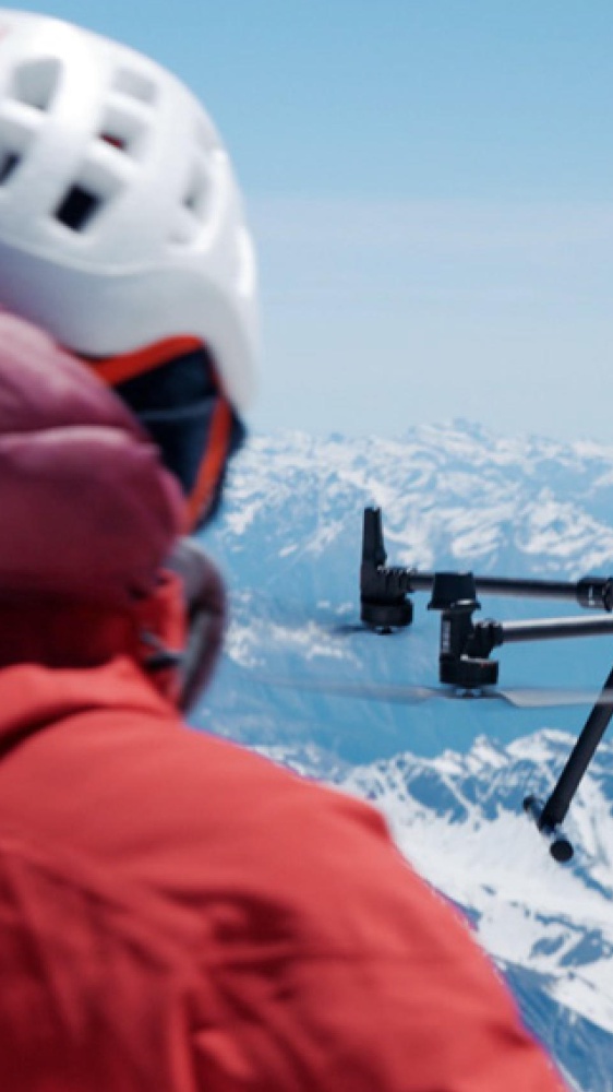 Allarme dei ricercatori: il ghiaccio si scioglie anche sul Monte Bianco