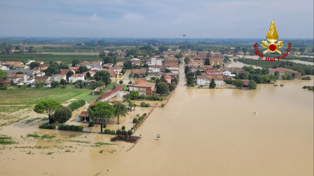 Alluvione in Romagna, due persone disperse, paura e oltre mille sfollati, disagi anche nelle Marche