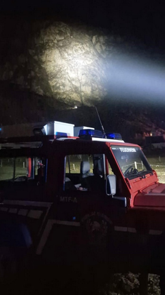 Alto Adige, due 11enni si arrampicano su una parete rocciosa. Uno precipita per cento metri e muore