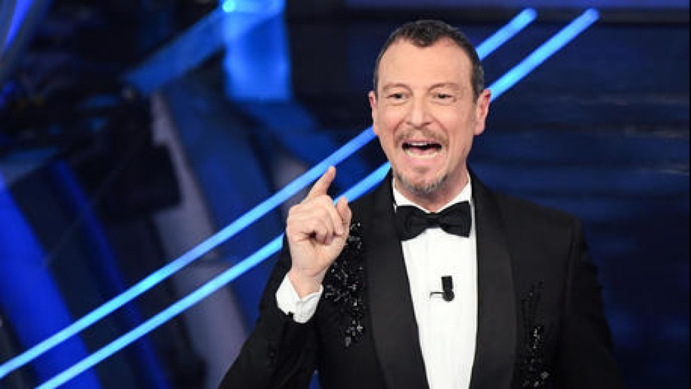 Amadeus a RTL 102.5: “Sarà un Sanremo molto made in Italy”.