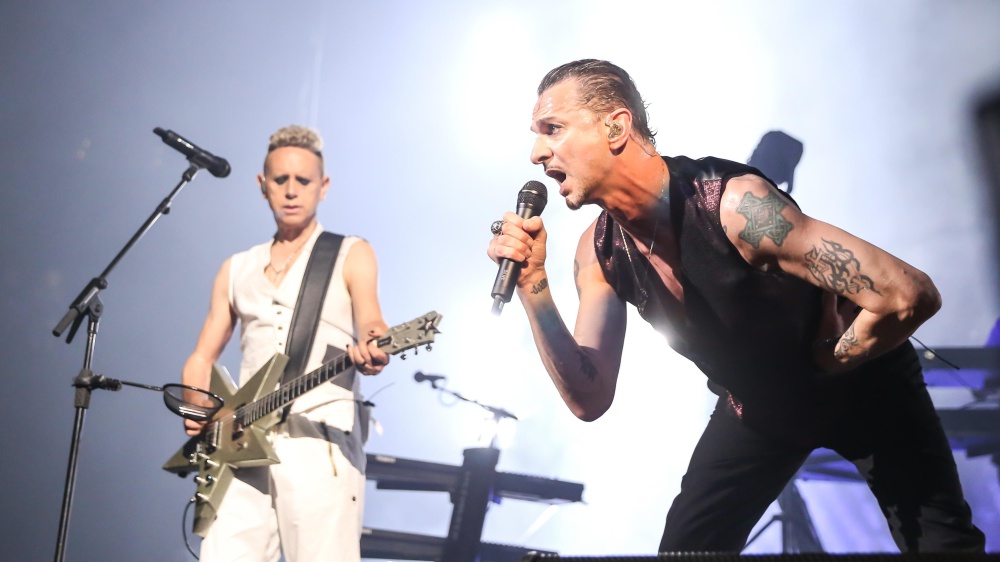 Amadeus, i Depeche Mode nella serata finale di Sanremo