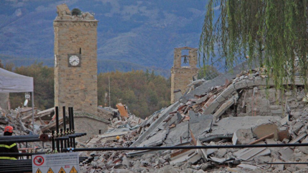 Amatrice, 4 anni dopo il terremoto, alla commemorazione delle vittime il Premier Conte