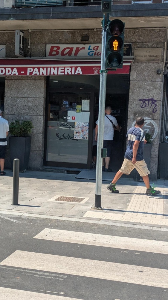 “Mi sono divertito”, così l’aggressore dell’uomo accoltellato a Milano