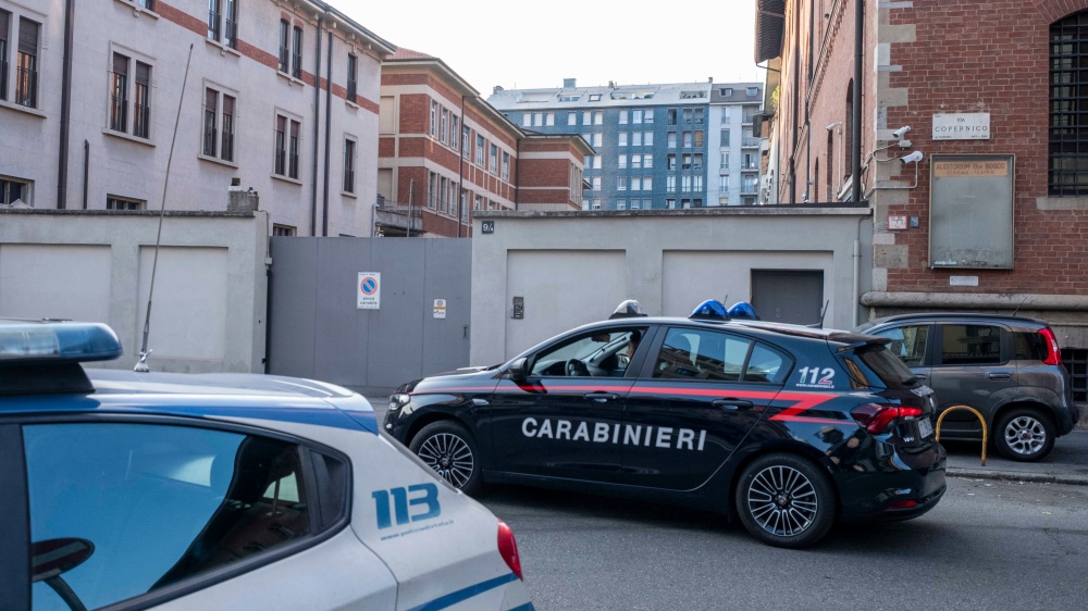 Ancona, nella notte uccide la moglie a coltellate poi dice alla figlia minorenne di chiamare i carabinieri