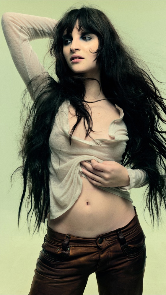 Angelica Bove presenta “Mattone” a RTL 102.5, il brano in gara al Festival di Sanremo tra le Nuove Proposte