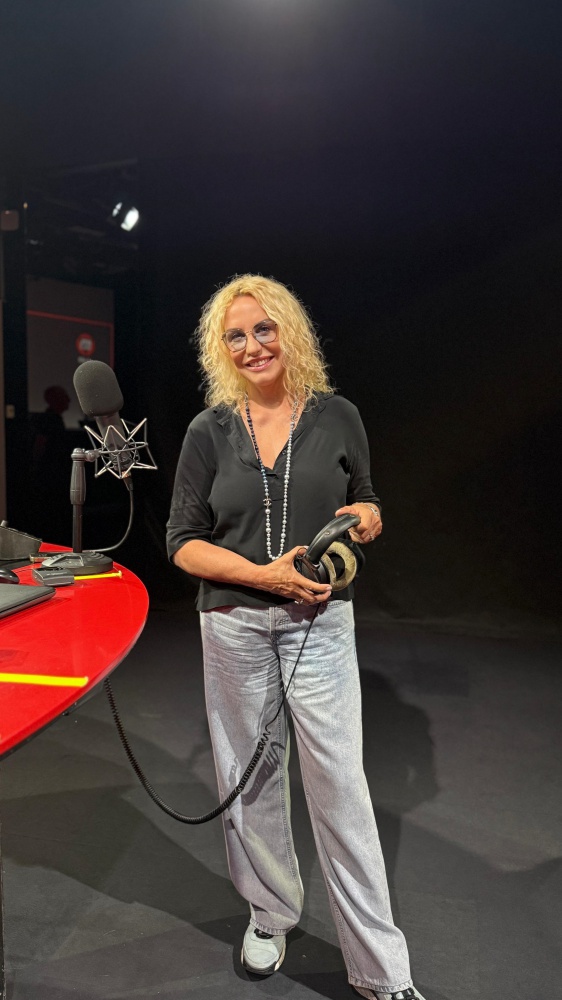 Antonella Clerici a RTL 102.5: “Il 12 e il 13 settembre celebreremo a Torino la musica degli anni ’70, ’80, ’90 e 2000. Con me sul palco ci sarà Clementino e tantissimi artisti che ci faranno ballare e divertire”