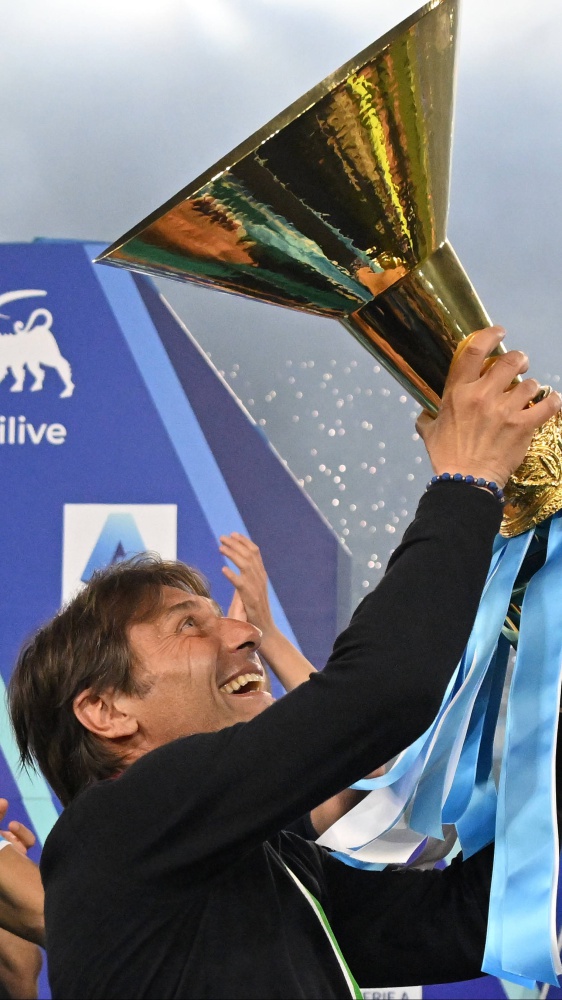 Antonio Conte, l'uomo del miracolo Napoli, un quarto scudetto dal sapore diverso