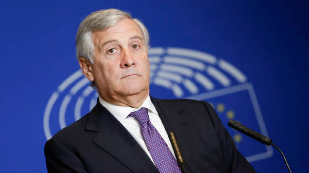 Antonio Tajani a RTL 102.5: “Per il dopo Mattarella non vedo ipotesi bis, spero in Berlusconi. Draghi resti a Palazzo Chigi"