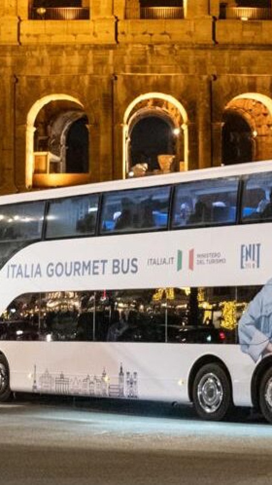 Arrivato a Roma il Bus Gourmet Italia di Enit dopo il viaggio della cucina italiana in Europa