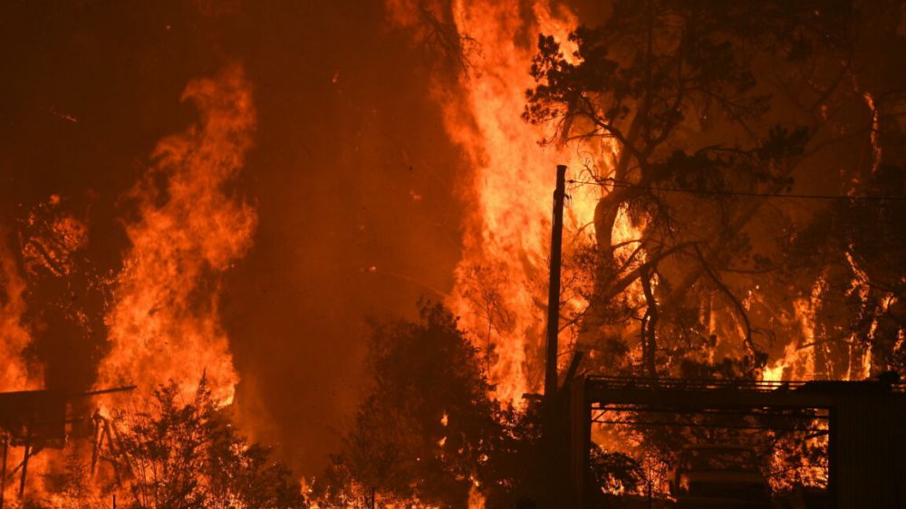 Australia, emergenza incendi, rimandati spostamenti per Natale