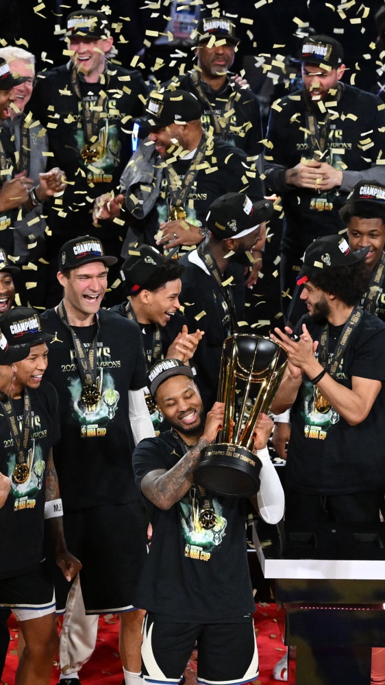 Basket, i Milwaukee Bucks vincono la Emirates NBA Cup, battuti gli Oklahoma City Thunder