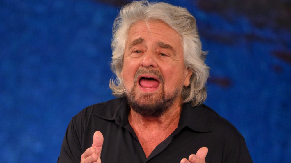 Beppe Grillo, rivendico il diritto all'estinzione del Movimento 5 Stelle. Conte? Il mago di Oz