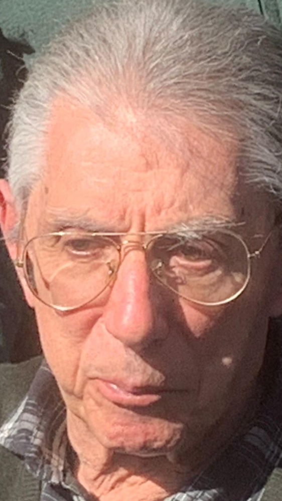 Bossi: per il Senatur domenica "funerale di popolo" a Pontida. La famiglia: “No alle esequie di Stato”