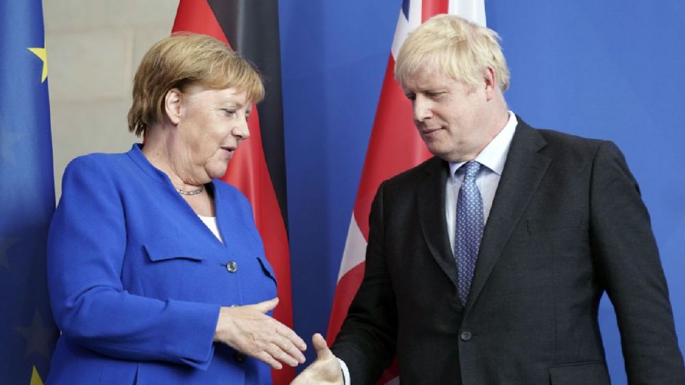 Brexit, Merkel a Johnson, accordo quasi impossibile