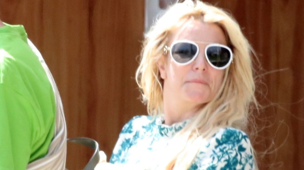 Britney Spears patteggia col padre, ma dovrà pagare le spese legali. Tmz, la popstar è furiosa