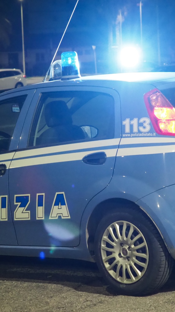 Calabria, dottoressa di guardia medica uccisa in un agguato in strada. Ferito il marito