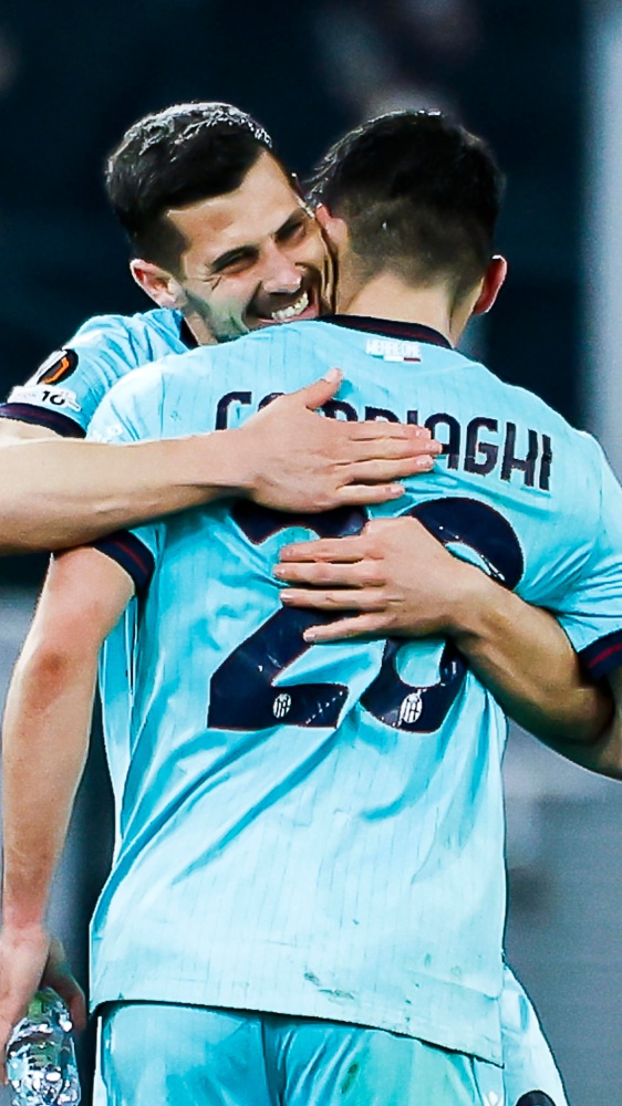 Calcio, Bologna e Fiorentina volano ai quarti nelle competizioni europee