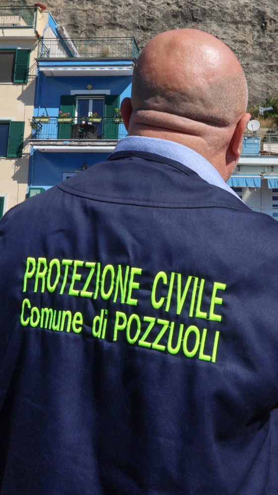 Campi Flegrei, sciame sismico che non si ferma, scossa alle 17.22 di magnitudo 3.3, avvertita in tutta la zona occidentale di Napoli