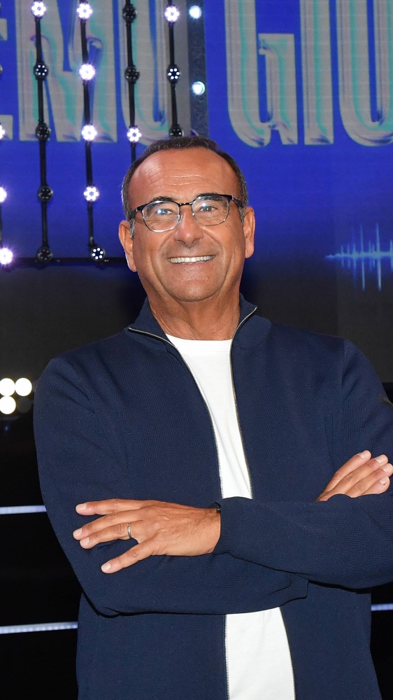 Carlo Conti a RTL 102.5: “La cosa importante per me è continuare il lavoro grandioso fatto in questi anni da Amadeus. Tra le novità ci saranno più Big in gara e nella serata cover i concorrenti potranno duettare insieme”