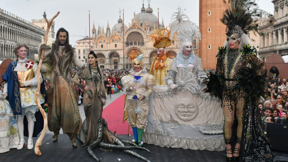 Carnevale di Venezia, crisi dopo acqua alta e coronavirus