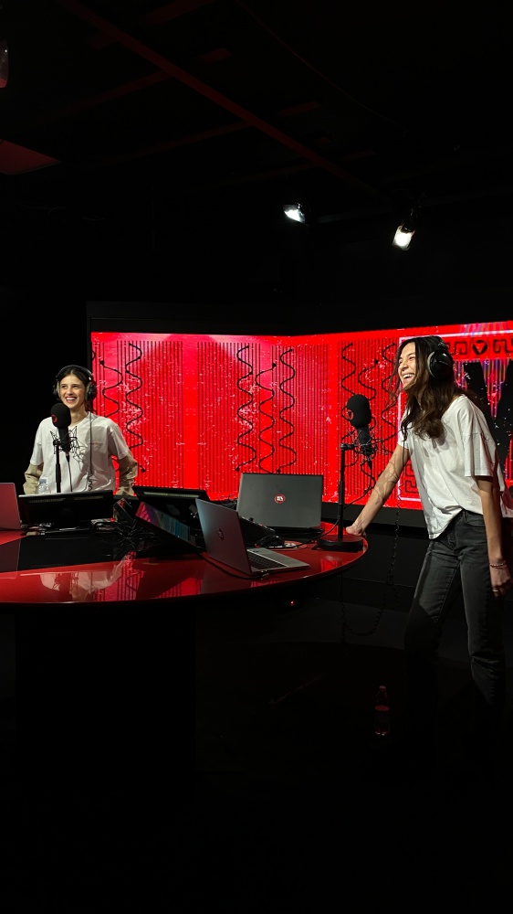 Carolina Cavalli e Benedetta Porcaroli presentano a RTL 102.5 il film “Il rapimento di Arabella”, nelle sale italiane dal 4 dicembre