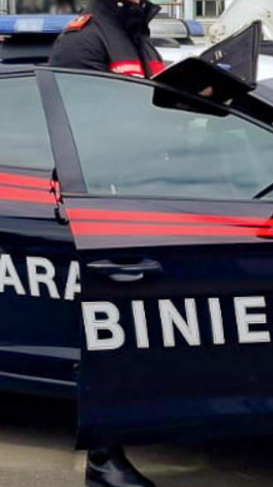 Castel Maggiore, moglie e marito trovati morti in casa. L'ipotesi di un femminicidio - suicidio