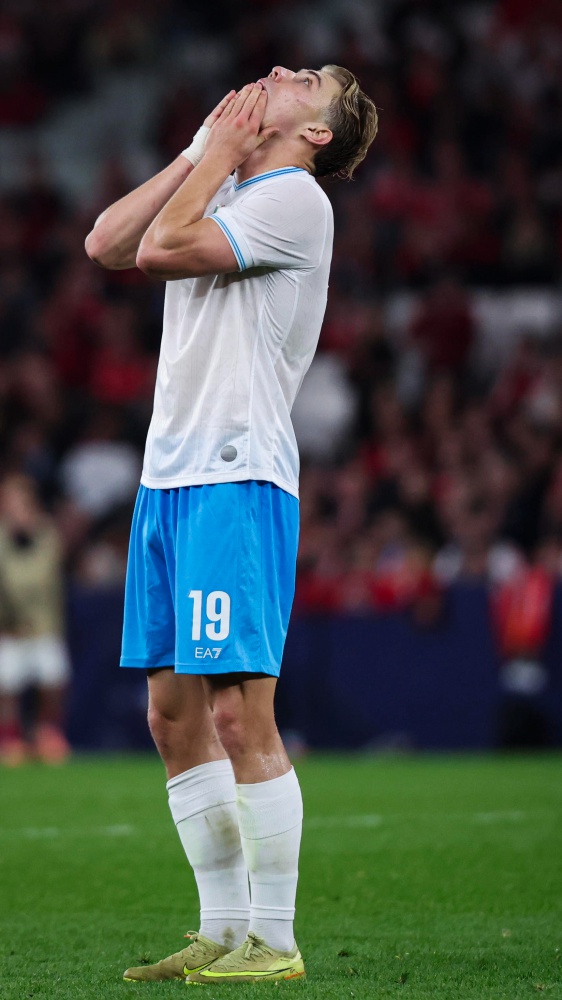 Champions League: Napoli ko e la Juventus vince col Pafos. I partenopei cadono per 2-0 con i portoghesi del Benfica