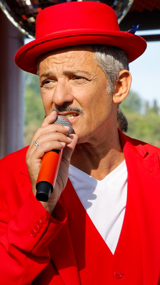 Che cosa c'è su Gente? Fiorello diventa nonno. Ecco Tutte le anticipazioni