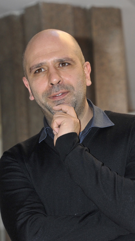 Checco Zalone: svelato il titolo del nuovo film in arrivo al cinema durante le festività di Natale