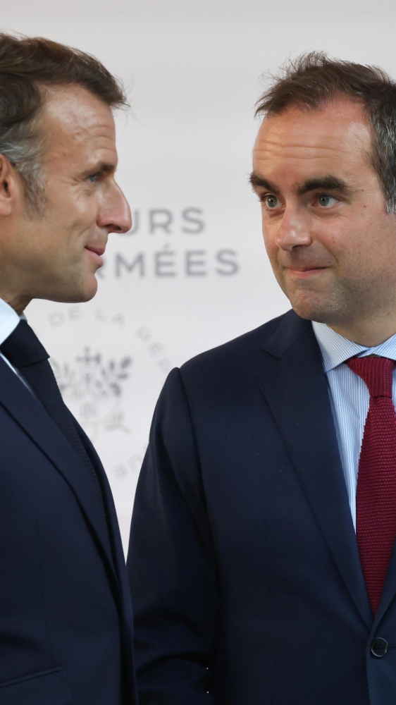 Chi è Sébastien Lecornu, il nuovo primo ministro francese incaricato da Macron