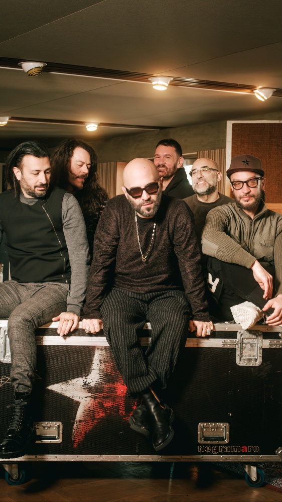Chi si ferma e chi si ritrova: i Negramaro annunciano la pausa dopo il prossimo tour, mentre nel 2026 i Litfiba si riuniranno sul palco