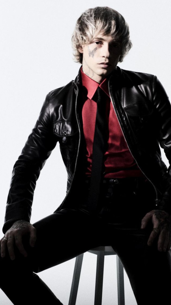 Chiello al Festival di Sanremo con "Ti penso sempre": tutto quello che c'è da sapere sulla canzone in gara